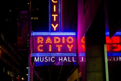 无线电城市音乐厅街道LED标志